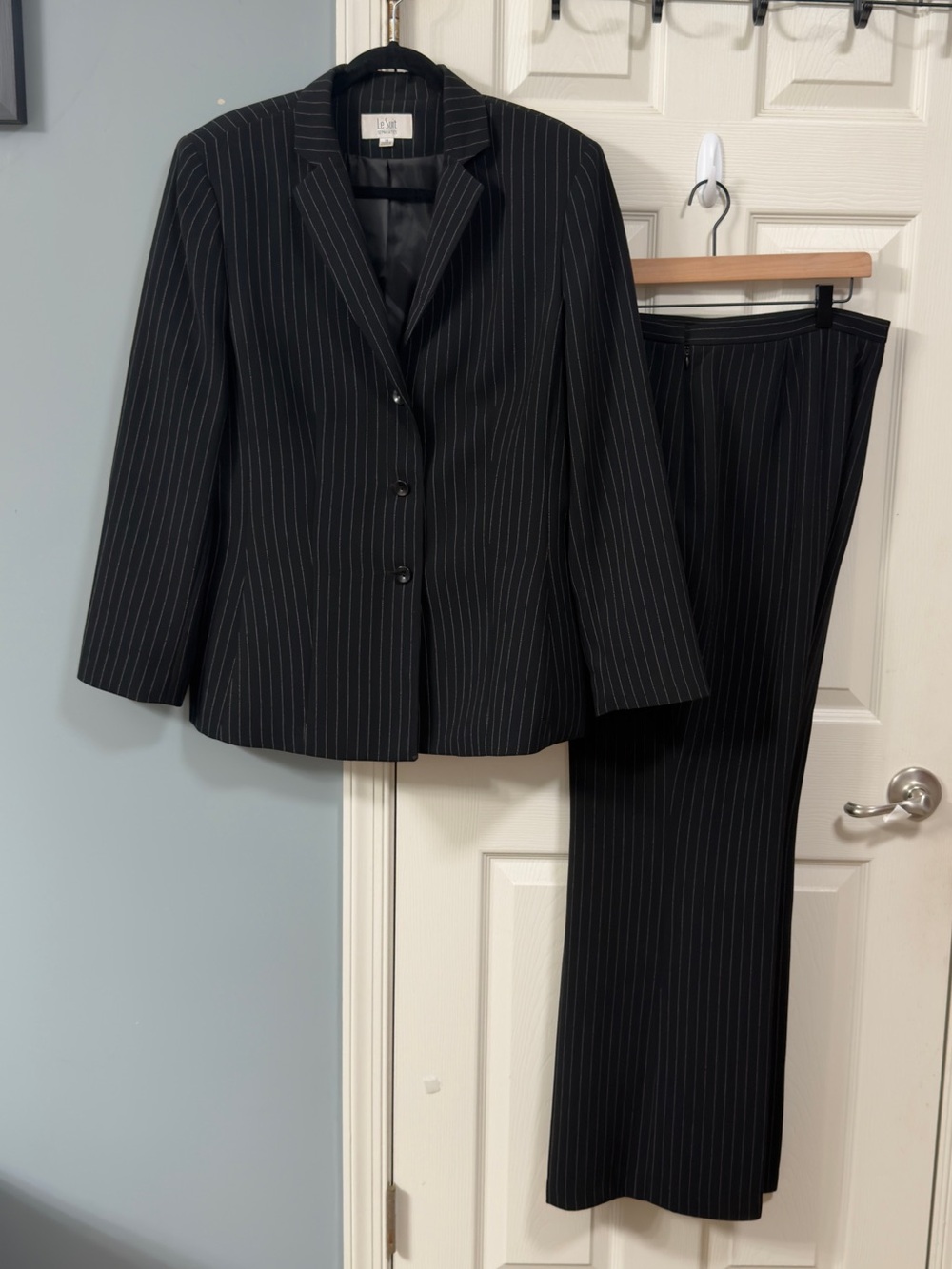 LeSuit Black Pinstripe Plus Size Suit Jacket & Pants Set Office Wear Career